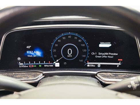 Used 2022 Cadillac Escalade Premium Luxury w/ LPO, Illumination Package image 43