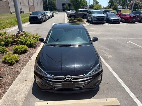 Used 2020 Hyundai Elantra SEL w/ Cargo Package (C1) FWD image 6