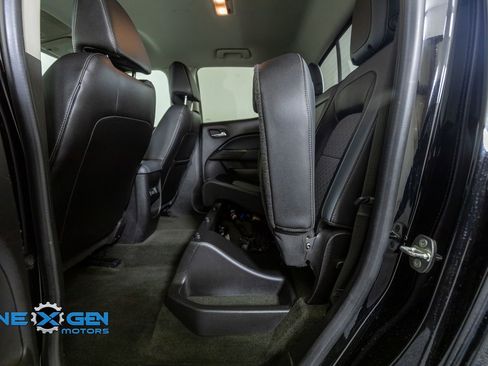 Used 2017 Chevrolet Colorado Z71 AWD/4WD image 28