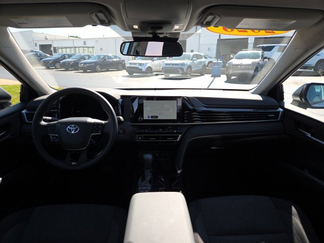 Used 2026 Toyota Camry LE FWD image 21
