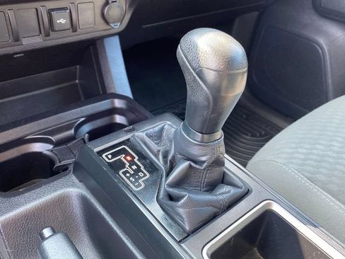 Used 2021 Toyota Tacoma SR RWD image 13