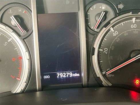 Used 2022 Toyota 4Runner TRD Off-Road Premium image 11