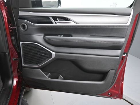 New 2026 Jeep Grand Wagoneer image 22