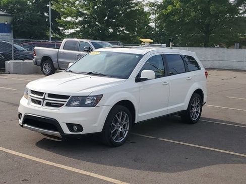 Used 2019 Dodge Journey GT w/ Nav & Sun Group AWD/4WD image 2