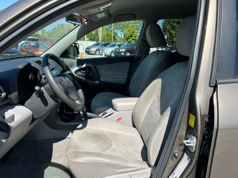 Used 2010 Toyota RAV4 4WD image 16