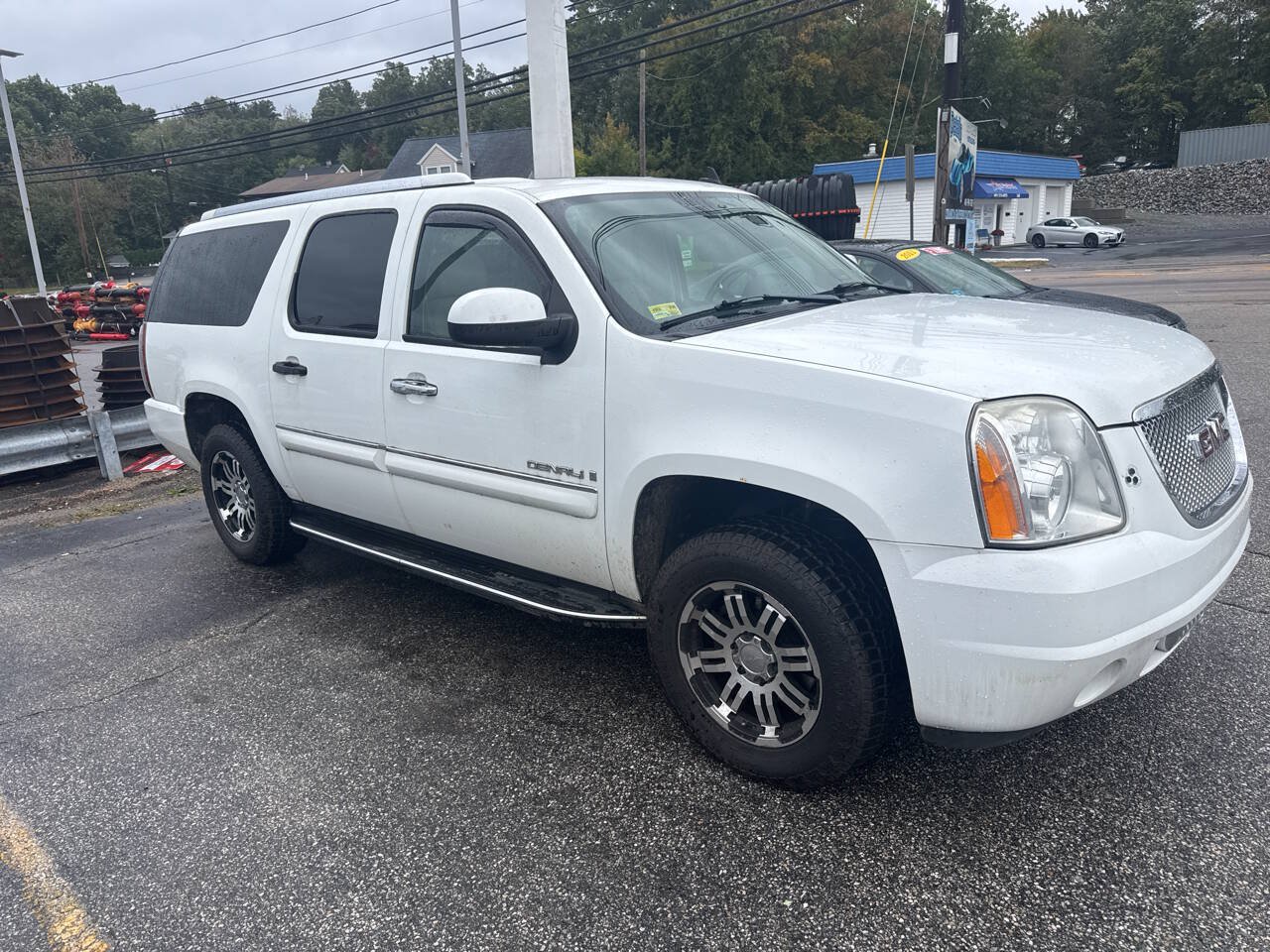 Used 2008 GMC Yukon XL Denali AWD/4WD image 3