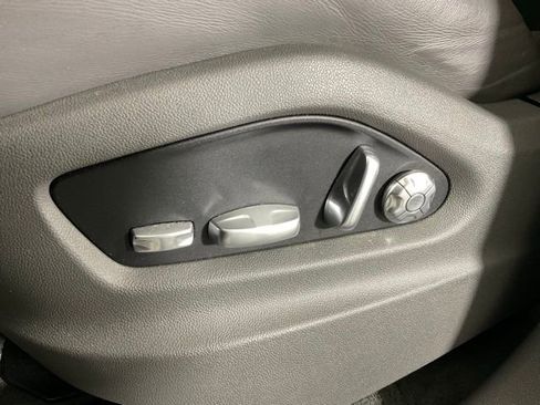 Used 2020 Porsche Cayenne E-Hybrid image 29