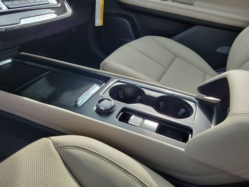 New 2026 Lincoln Corsair Reserve w/ Rear Removable Package Tray image 29