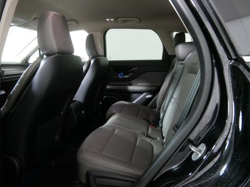 Used 2023 Lincoln Corsair Reserve w/ Towing Package AWD/4WD image 18