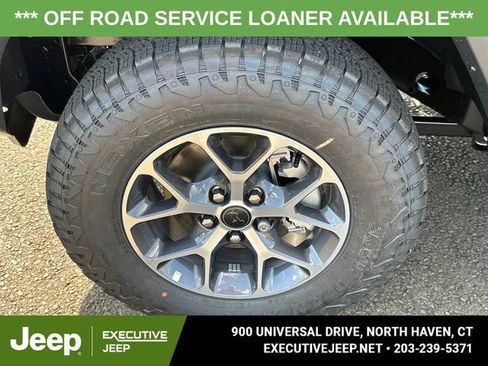 Used 2025 Jeep Wrangler Unlimited Sport AWD/4WD image 8