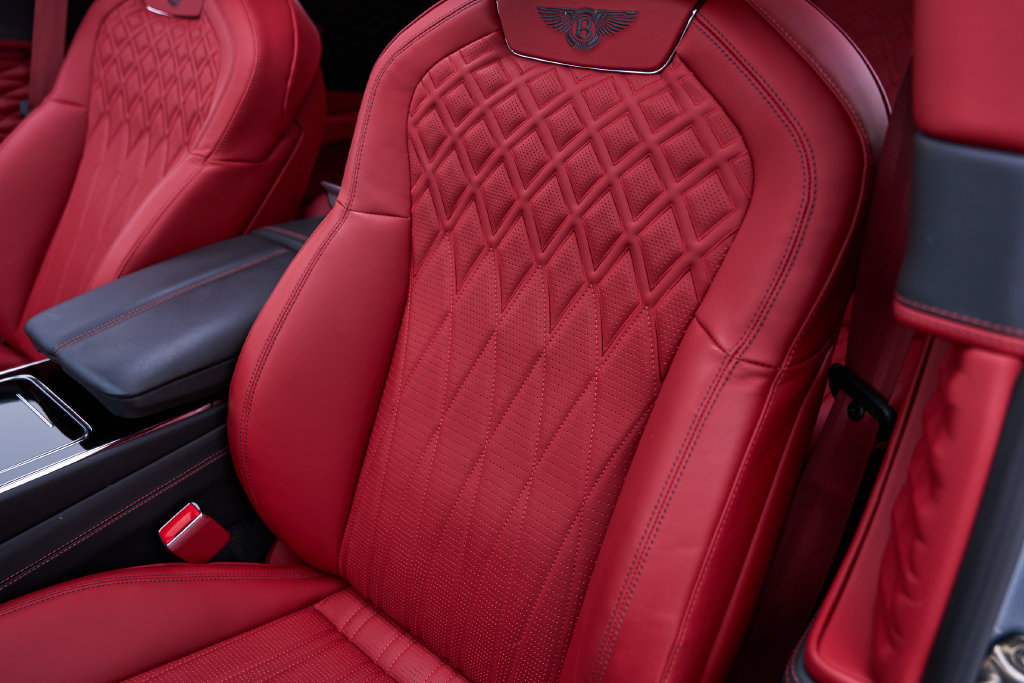 Used 2022 Bentley Flying Spur V8 AWD/4WD image 61