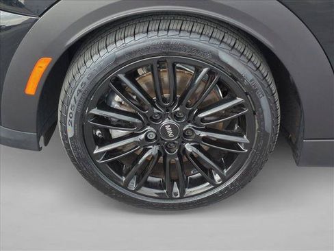 Used 2024 MINI Cooper S w/ Signature Upholstery Package FWD image 25