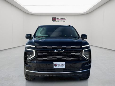 Used 2026 Chevrolet Suburban High Country w/ Sun And Tow Package image 2