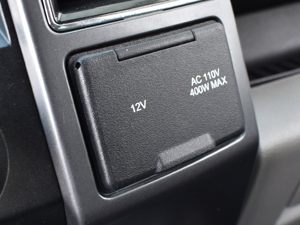 Used 2019 Ford F150 XLT w/ Equipment Group 302A Luxury AWD/4WD image 25
