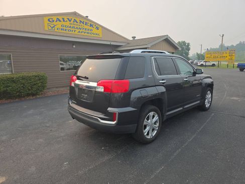 Used 2017 GMC Terrain SLT w/ Driver Alert Package I FWD image 5