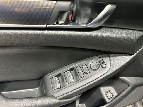 Used 2022 Honda Accord Sport Special Edition image 16