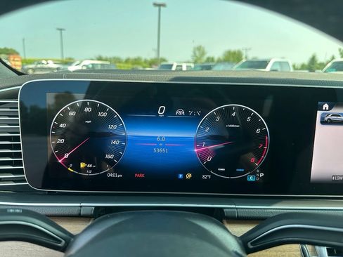 Used 2024 Mercedes-Benz GLE 450 4MATIC image 15