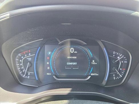 Used 2019 Hyundai Santa Fe Limited FWD image 11