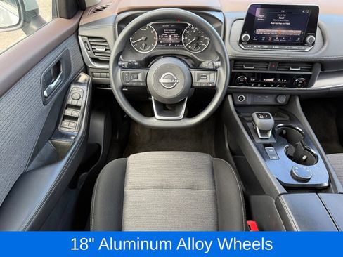 Used 2023 Nissan Rogue SV AWD/4WD image 29
