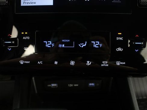 Used 2024 Hyundai Santa Cruz SEL image 6