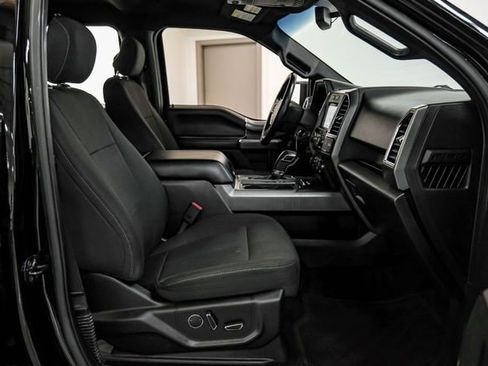 Used 2017 Ford F150 XLT w/ Equipment Group 302A Luxury AWD/4WD image 32