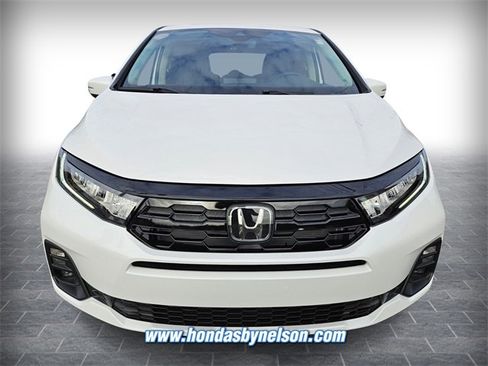New 2026 Honda Odyssey Touring image 2