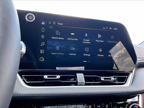 New 2027 Chevrolet Equinox LT w/ Convenience Package II FWD image 24