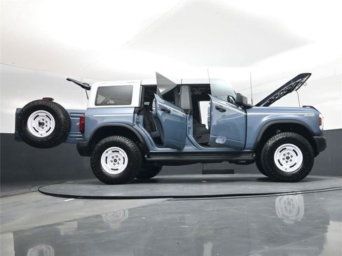 Used 2025 Ford Bronco Heritage Edition image 21