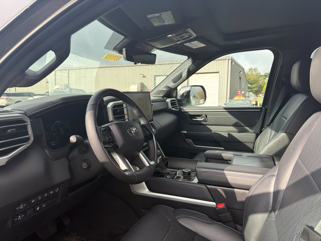 Used 2025 Toyota Tundra Platinum AWD/4WD image 13