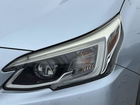 Used 2020 Subaru Outback Limited AWD/4WD image 7