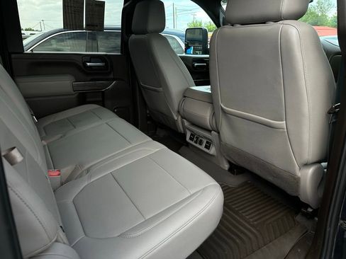 Used 2022 Chevrolet Silverado 3500 LTZ w/ Z71 Off-Road Package AWD/4WD image 18