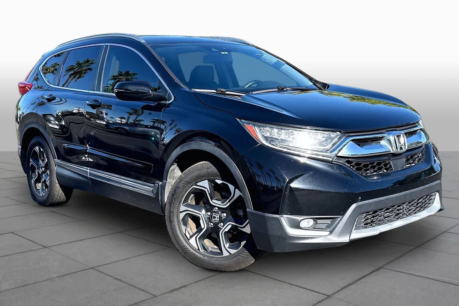 Used 2017 Honda CR-V Touring image 2