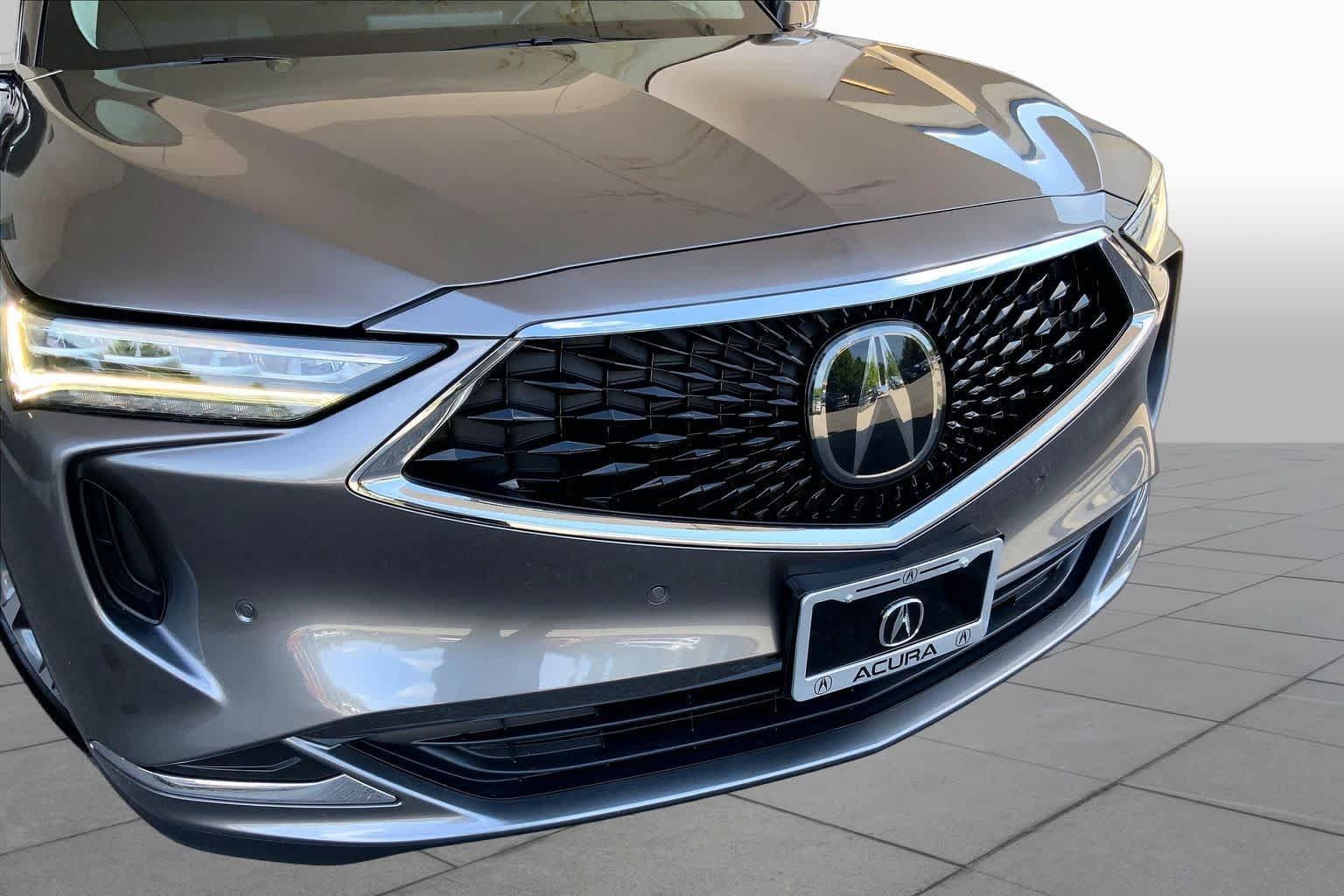 Used 2024 Acura MDX w/ Technology Package FWD image 32