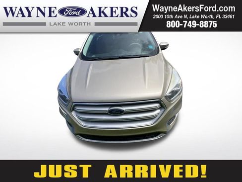 Used 2017 Ford Escape Titanium w/ Equipment Group 301A FWD image 1