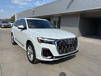 Certified 2025 Audi Q7 3.0T Premium Plus w/ Premium Plus Package video 3
