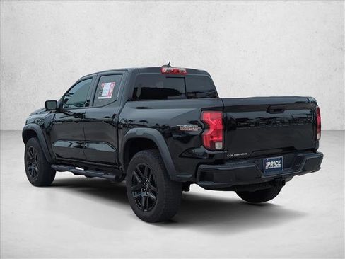 Used 2024 Chevrolet Colorado Trail Boss w/ Technology Package image 7