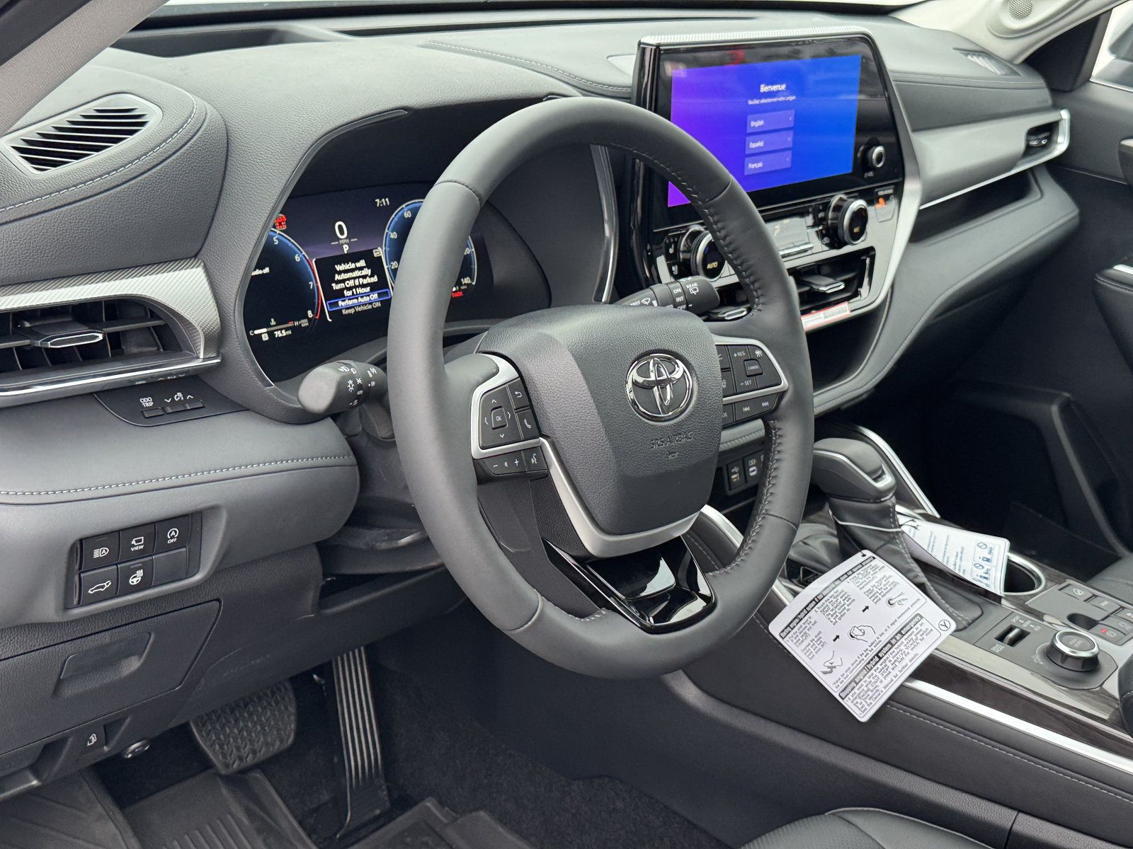 New 2026 Toyota Highlander Platinum AWD/4WD image 16