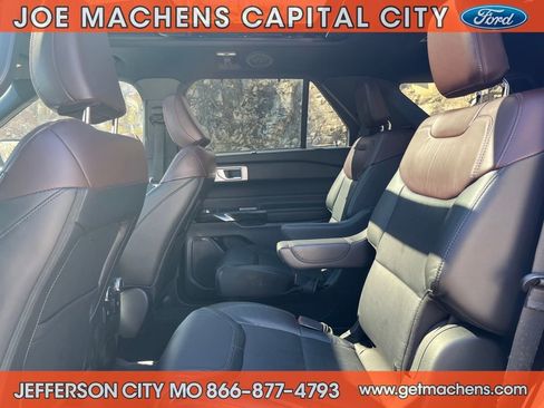 Certified 2022 Ford Explorer Platinum w/ Equipment Group 601A image 12