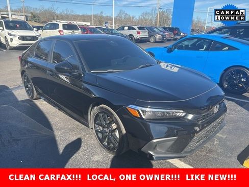 Used 2023 Honda Civic Sport image 1