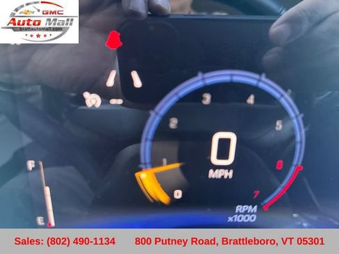 Used 2024 Chevrolet Trax LT w/ Driver Confidence Package FWD image 18