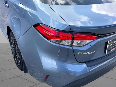 Used 2025 Toyota Corolla LE FWD image 55