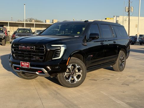 New 2026 GMC Yukon XL AT4 Ultimate w/ LPO, Floor Liner Package AWD/4WD image 11