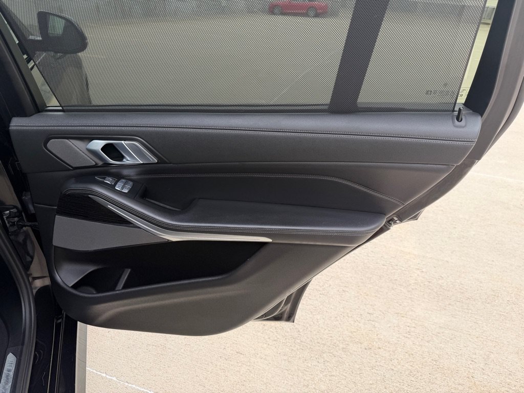 Used 2019 BMW X7 xDrive40i w/ Premium Package AWD/4WD image 18