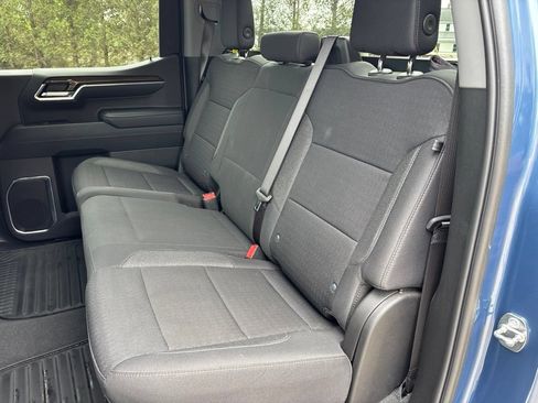 Used 2024 Chevrolet Silverado 1500 LT AWD/4WD image 19