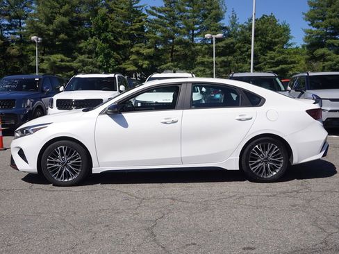 Used 2023 Kia Forte GT-Line w/ GT-Line Premium Package FWD image 17