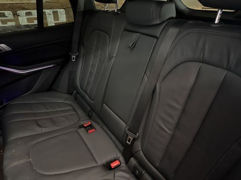 Used 2019 BMW X5 xDrive40i w/ Convenience Package AWD/4WD image 14