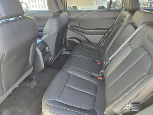 New 2026 Jeep Cherokee Limited image 27