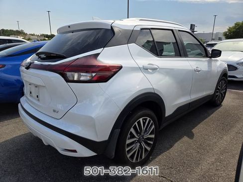 Used 2024 Nissan Kicks SV FWD image 4