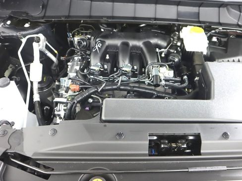 New 2026 Nissan Pathfinder SL AWD/4WD image 9