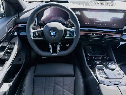 New 2027 BMW 540i xDrive w/ M Sport Package AWD/4WD image 17